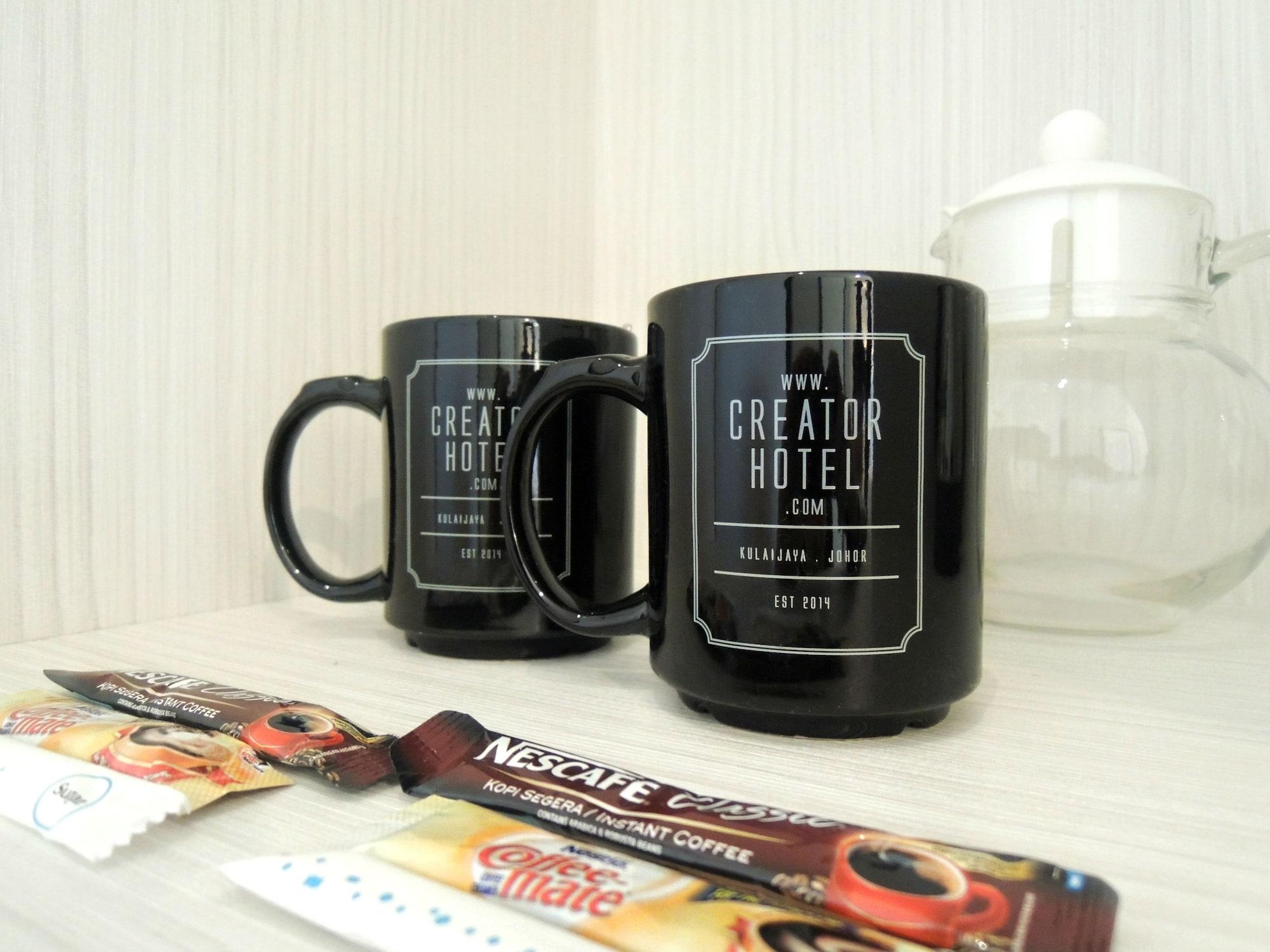 Creator Hotel Kulai Exterior foto