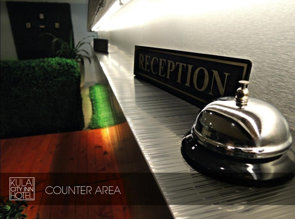 Creator Hotel Kulai Exterior foto